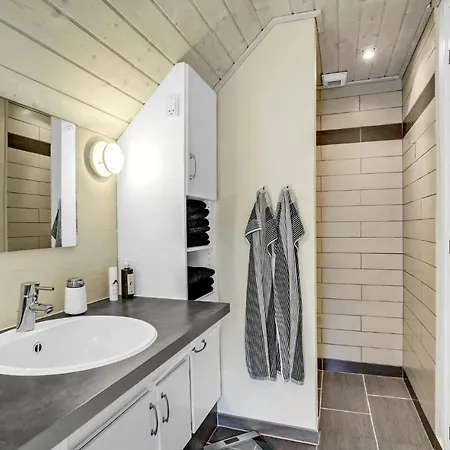 Holiday home In With Kitchen *